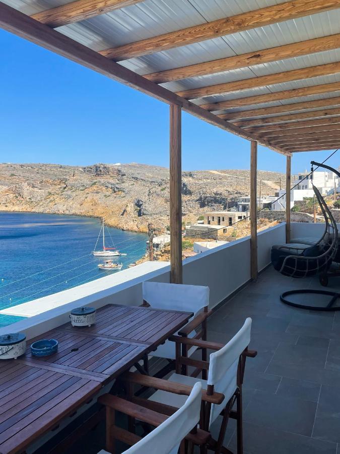Droufakos' Home, Lux Seafront Apartment W. View 克若尼索斯 外观 照片