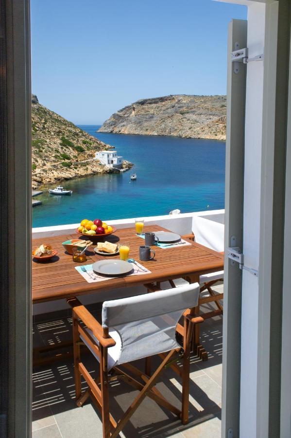 Droufakos' Home, Lux Seafront Apartment W. View 克若尼索斯 外观 照片